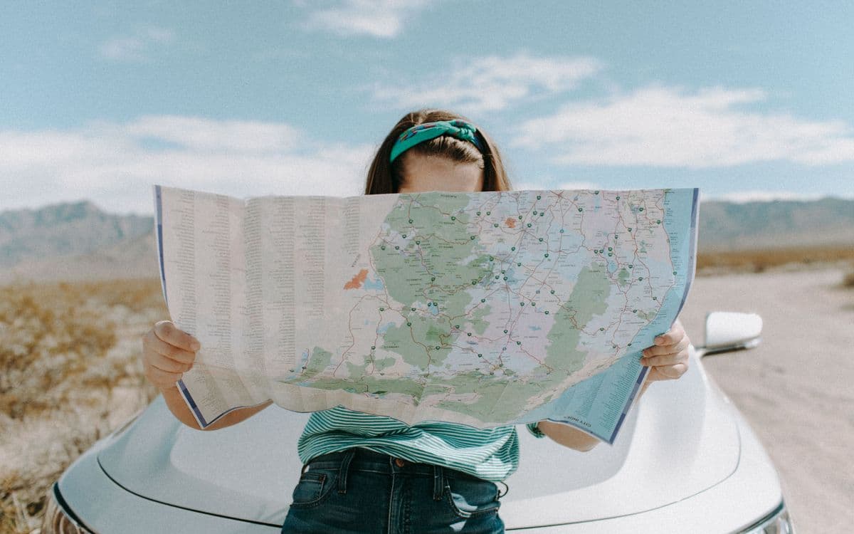 Illustration for “GPS or Maps”